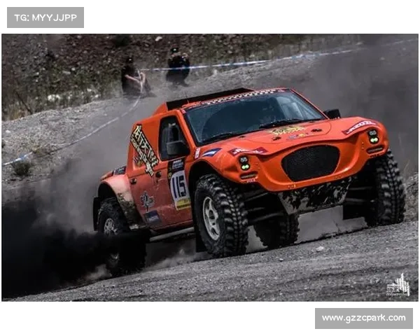 2017东川泥石流国际汽车越野赛激情开赛挑战险峻赛道勇闯天涯